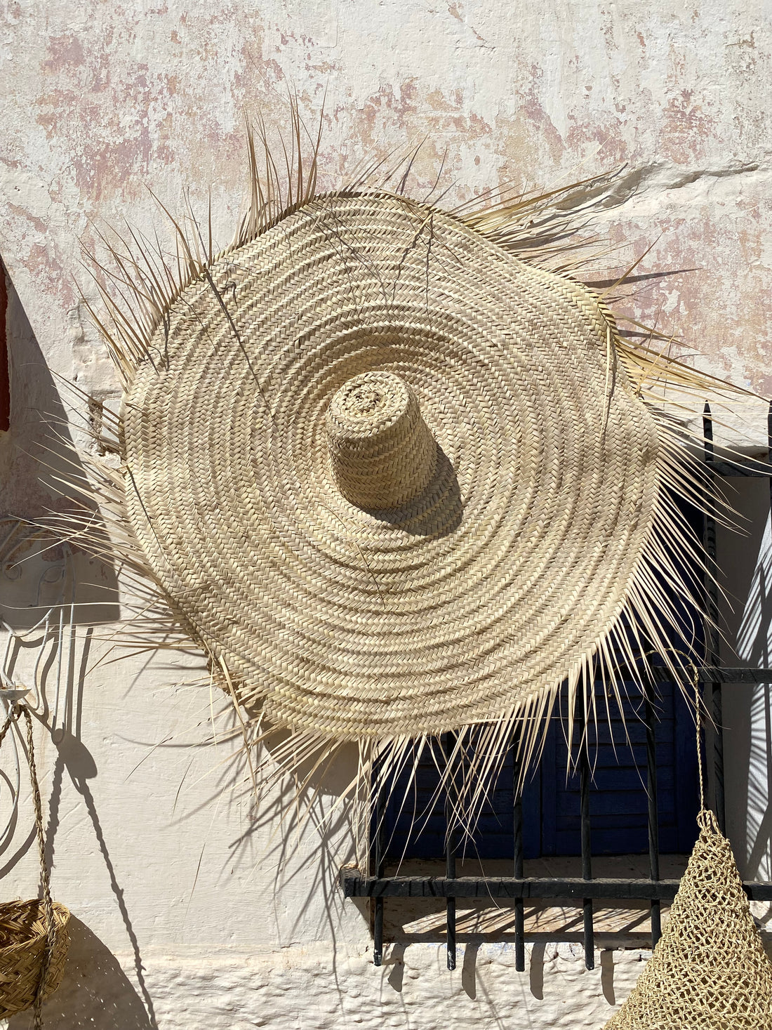 vannerie doum feuille de palmier - chapeau décoration murale