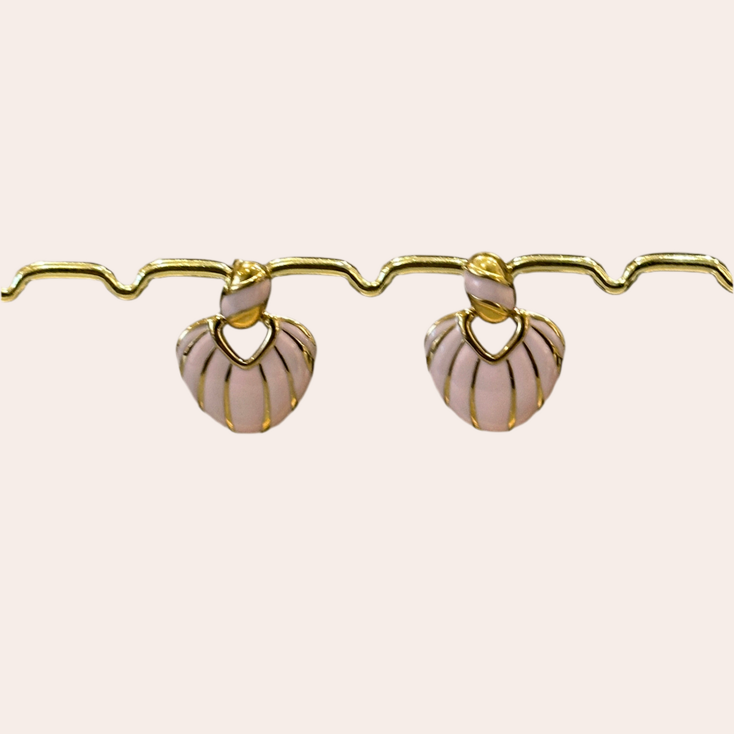 Boucles d'oreilles à 32€