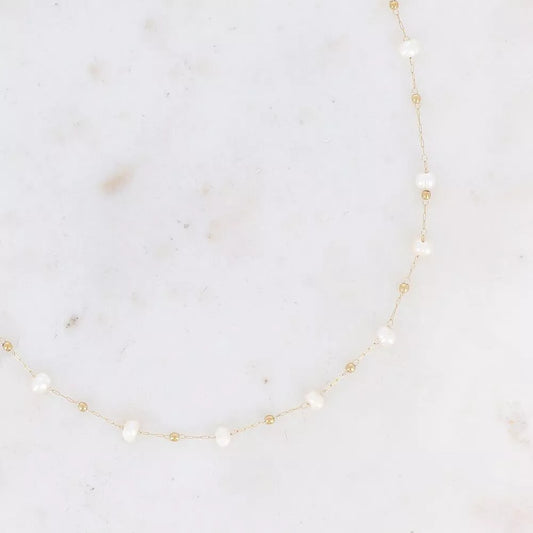 Collier Ghada – perles d’eau douce doré
