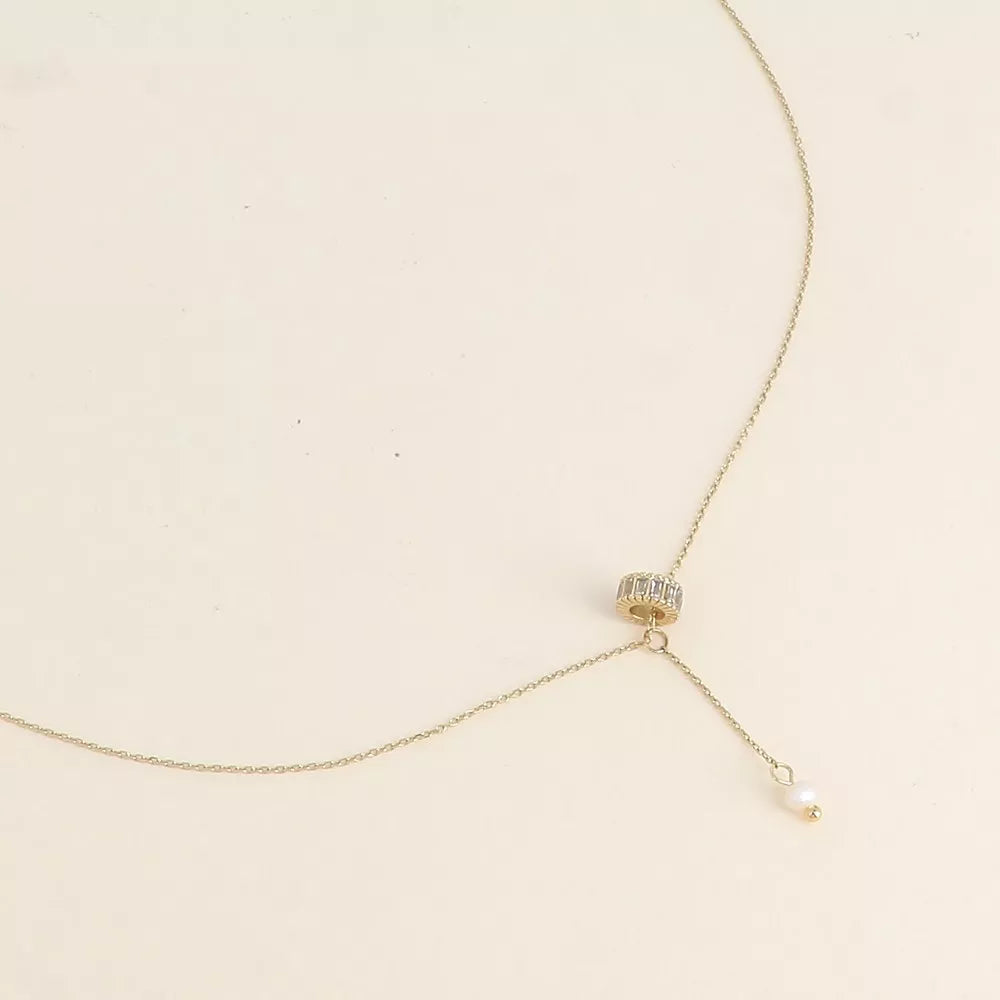 Collier Althéa doré en Y avec perle naturelle