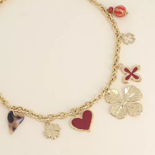 Collier Anouk – charms trèfles et cœurs