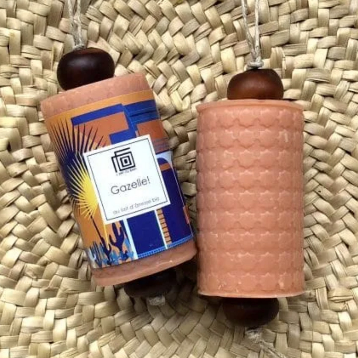 Savon sur corde Gazelle – Lait d’ânesse bio & Géranium Rosa