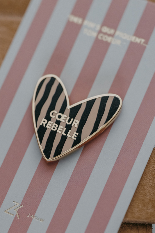 Pin's cœur - Rebelle