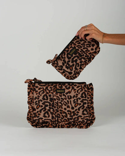 Pochette matelassée à froufrous Léopard: Grande