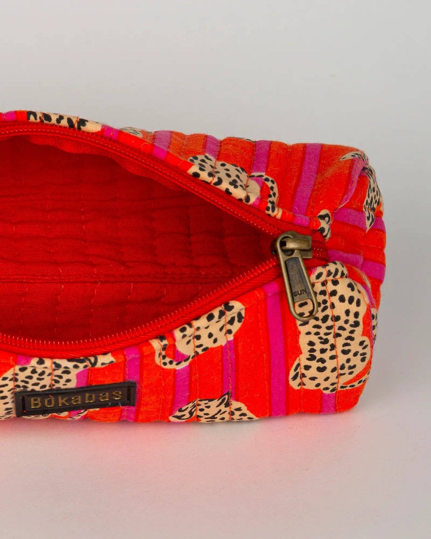 Trousse à crayons matelassée Guépard
