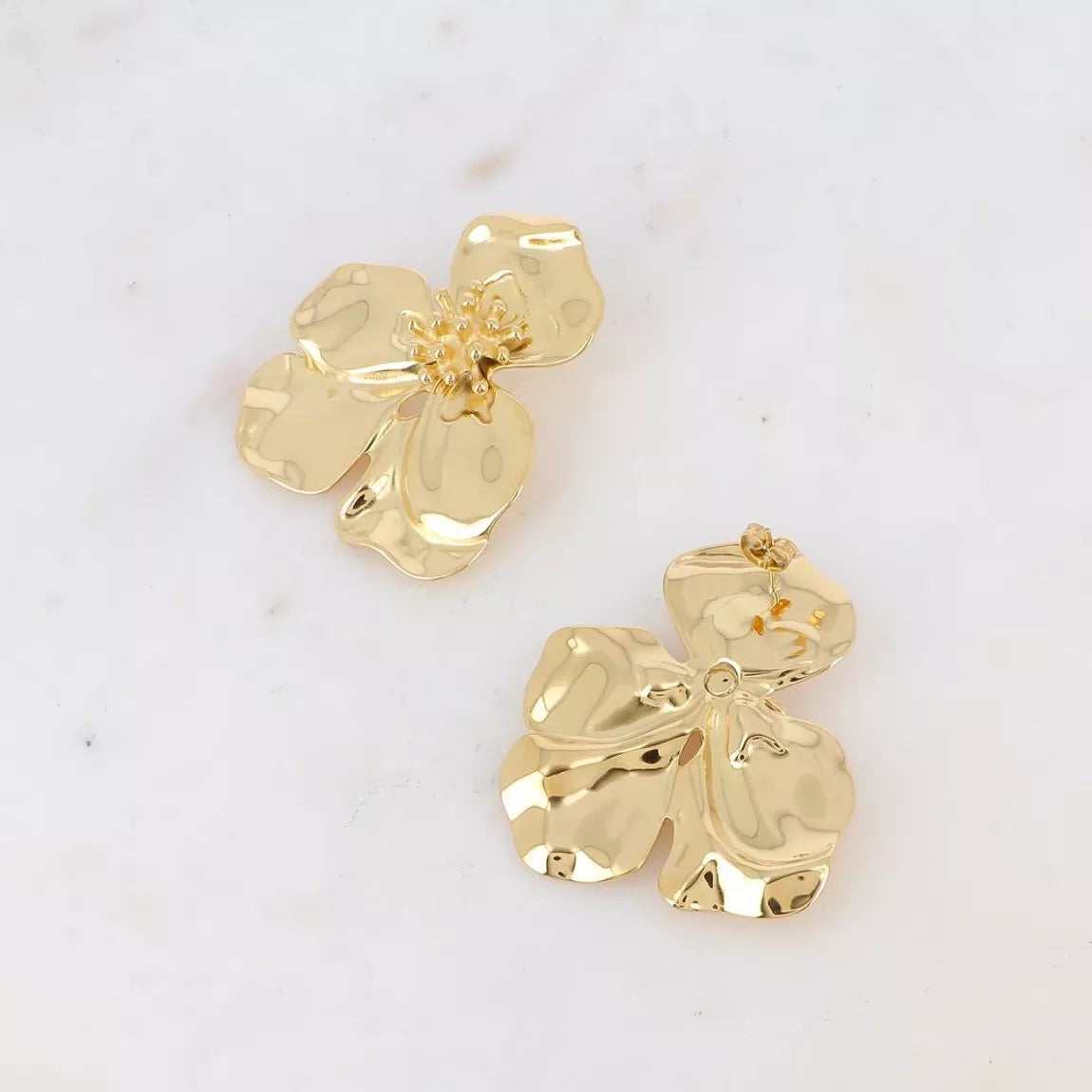 Boucles d’oreilles Marlène – fleurs dorées