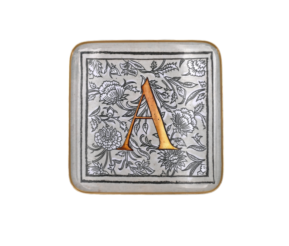 Plateau Quatro - Enluminure lettre A