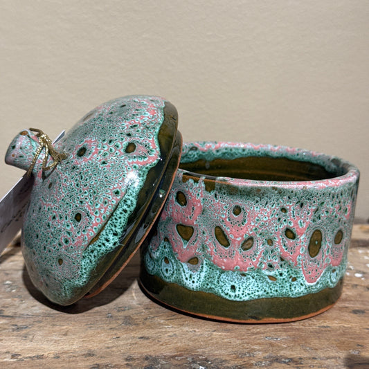 Pot en céramique avec couvercle – Émail texturé vert et rose