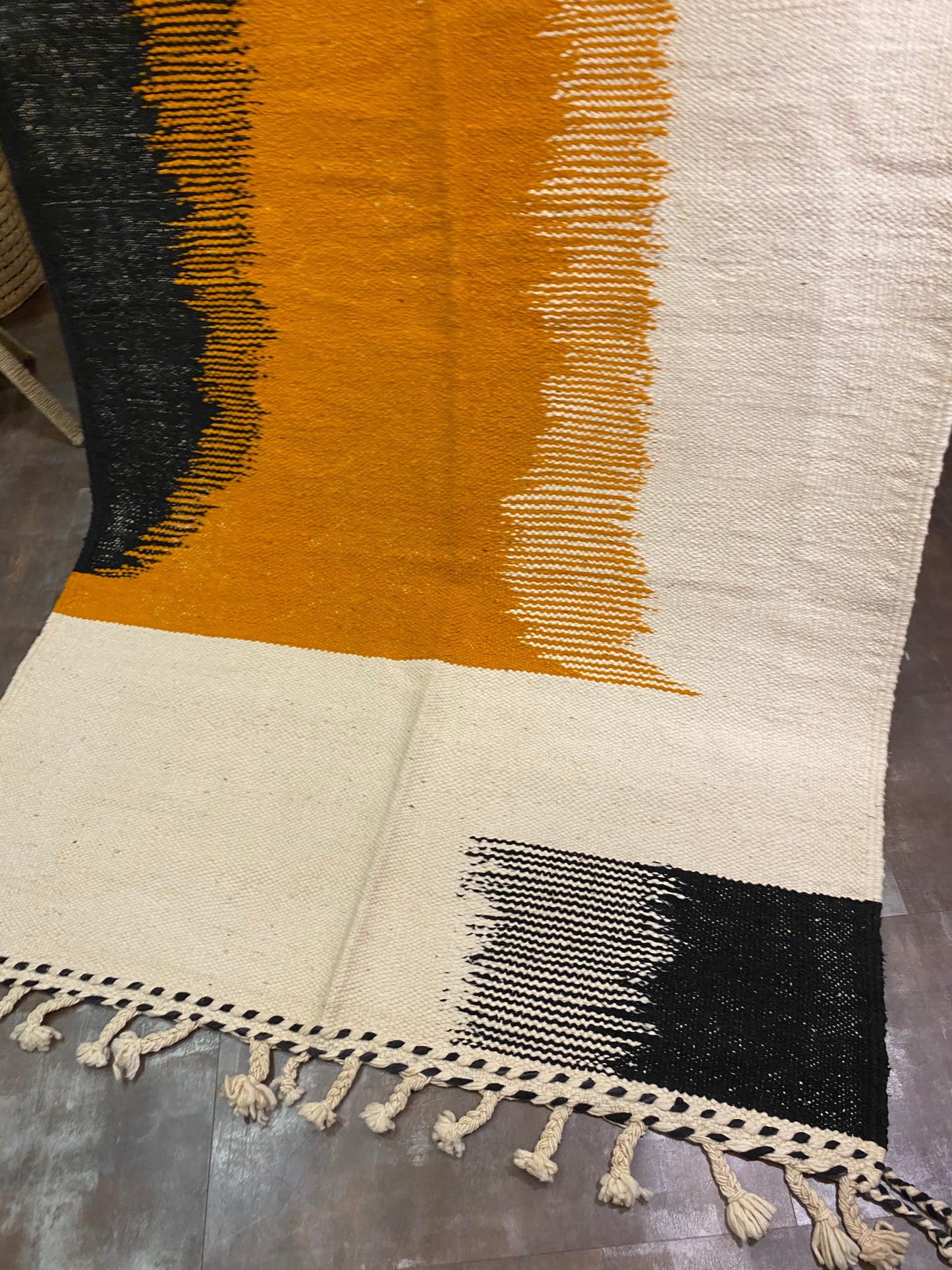 Tapis Kilim couleur orange/beige/noir (230 cm x 127 cm)