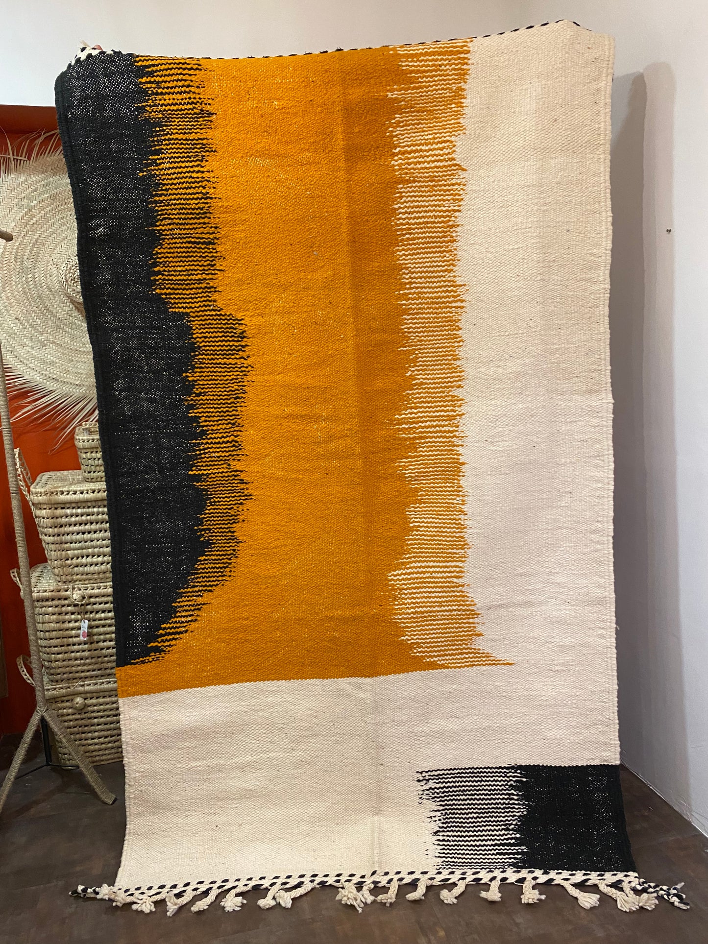 Tapis Kilim couleur orange/beige/noir (230 cm x 127 cm)