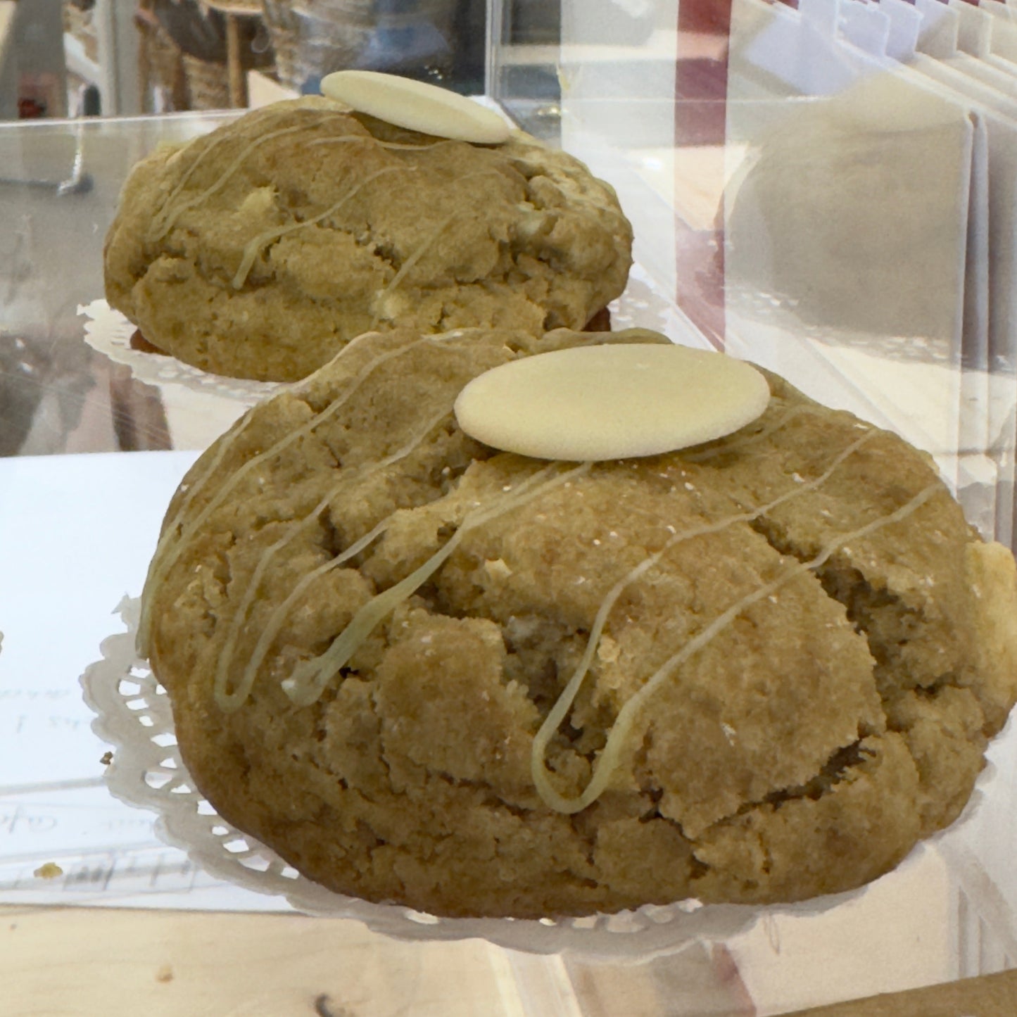 Gourmandises Maison – Cookies, Brookies & Gâteaux du Café Janaya