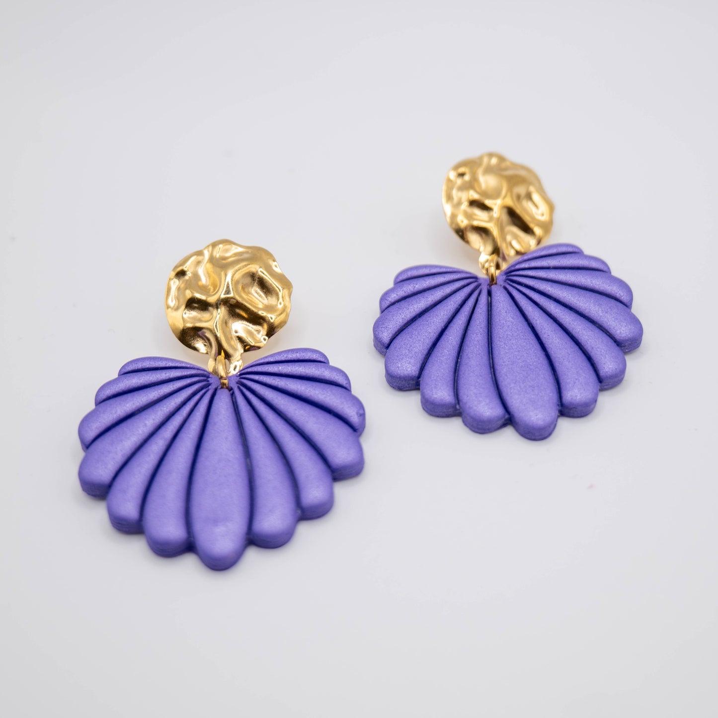 ALICE - boucles d'oreilles violettes à grandes fleurs