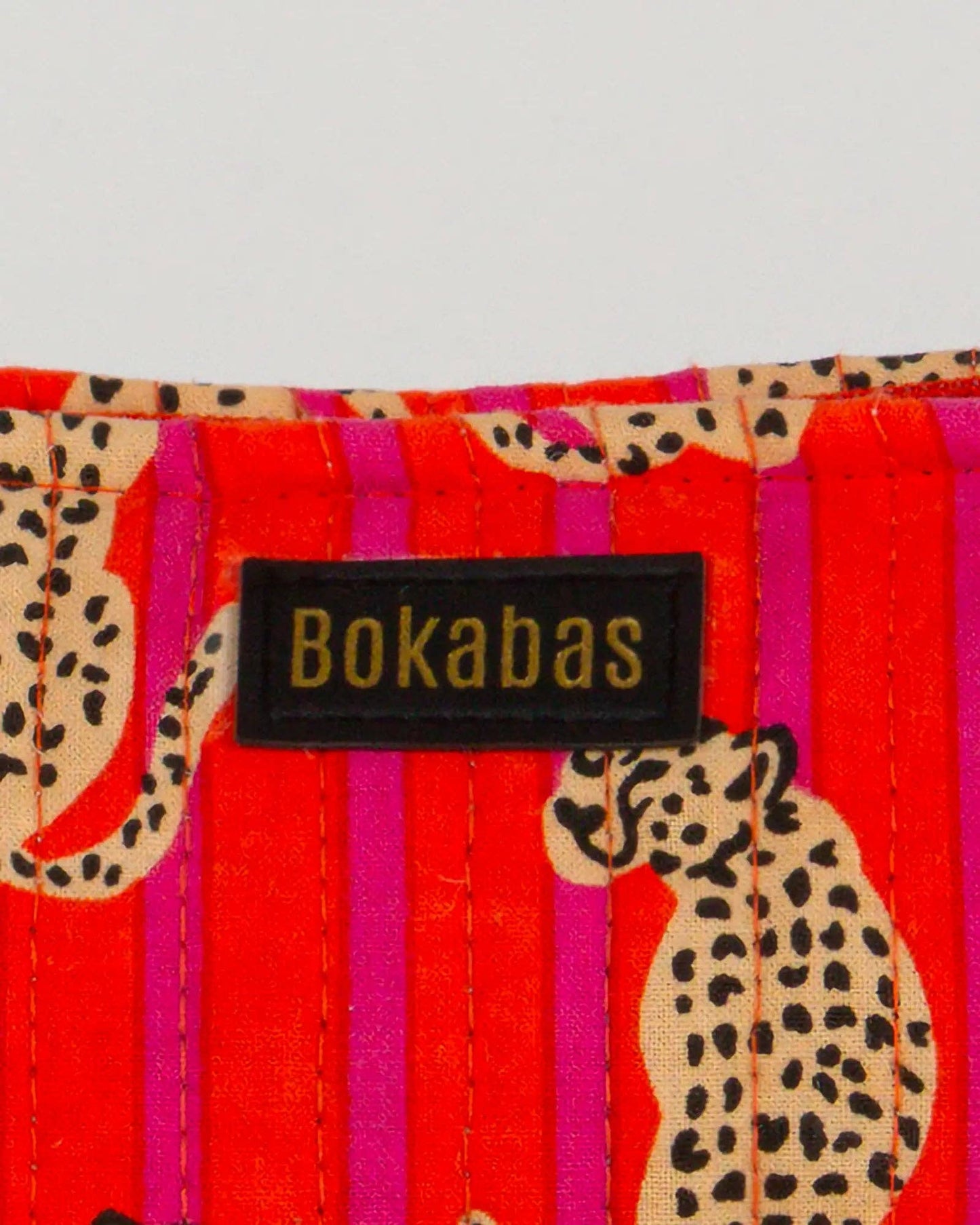 Trousse à crayons matelassée Guépard